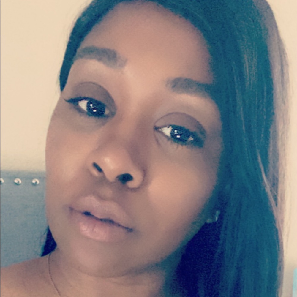 Meet your Posher, Natasha